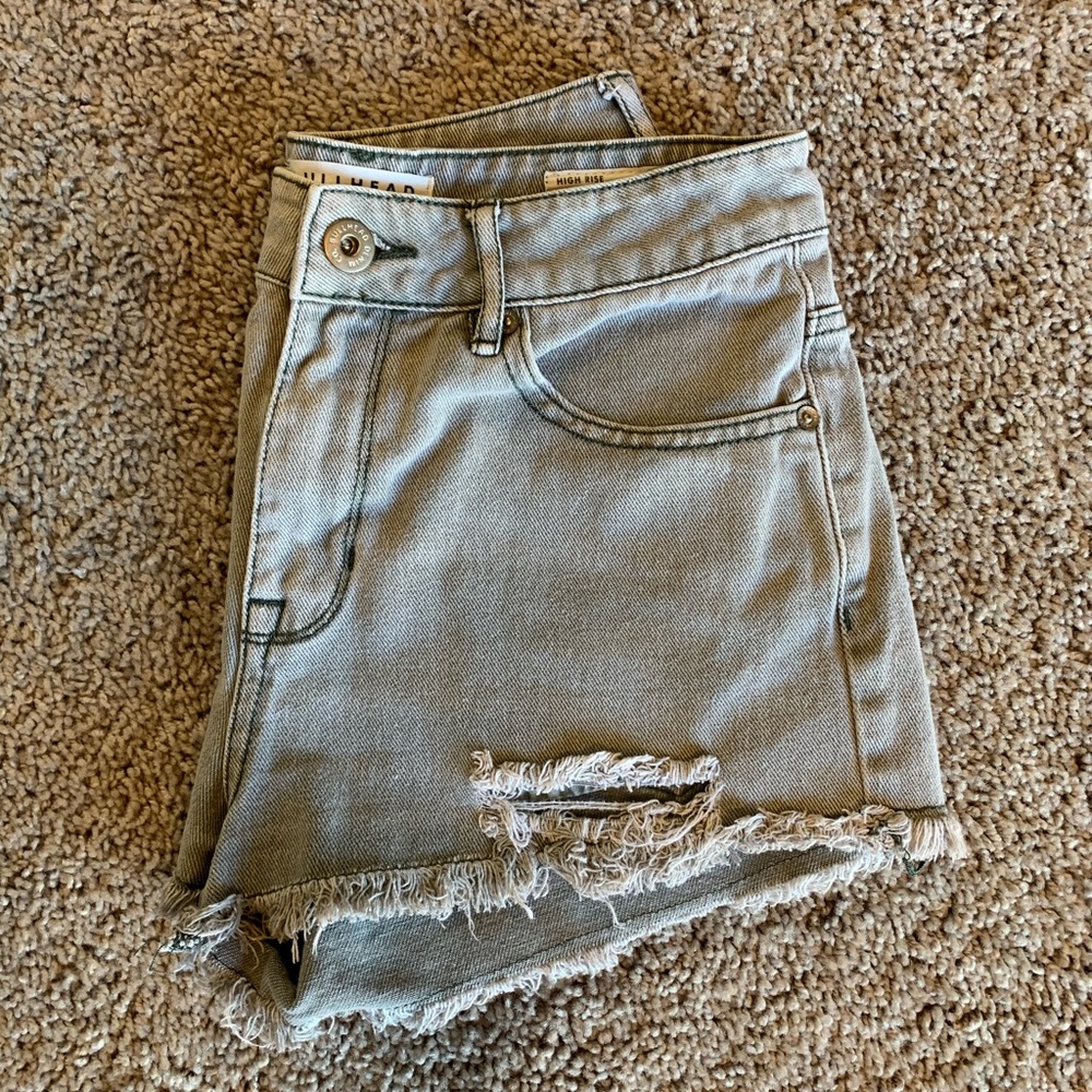 BullHead Denim High Rise Shorts - Picture 3 of 8